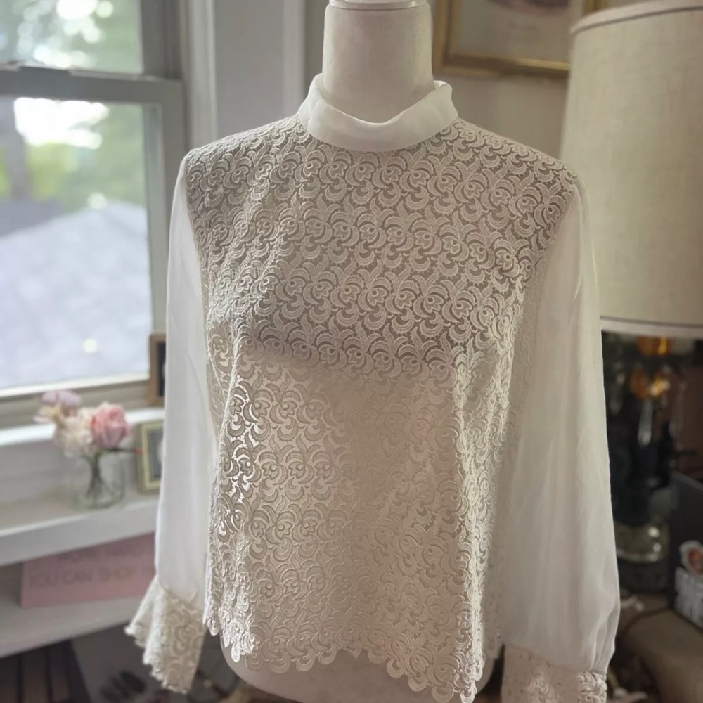 Vintage Victorian Elegant Lace White Blouse size medium